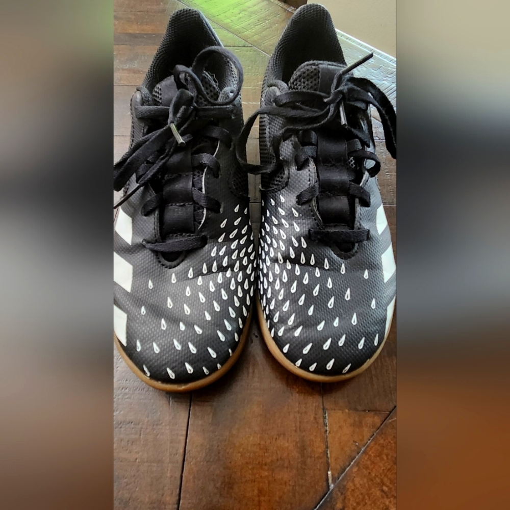 Adidas Predator indoor cleats, youth size 2